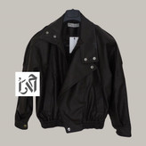 کت چرم زنانه مشکی یقه چپ و راستی