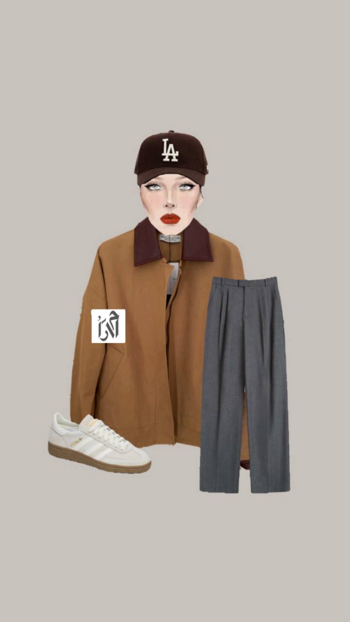 کت زنانه شتری با یقه چرم زرشکی